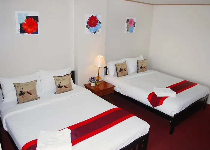 Aparthotel Witchuwan Apartel 3*